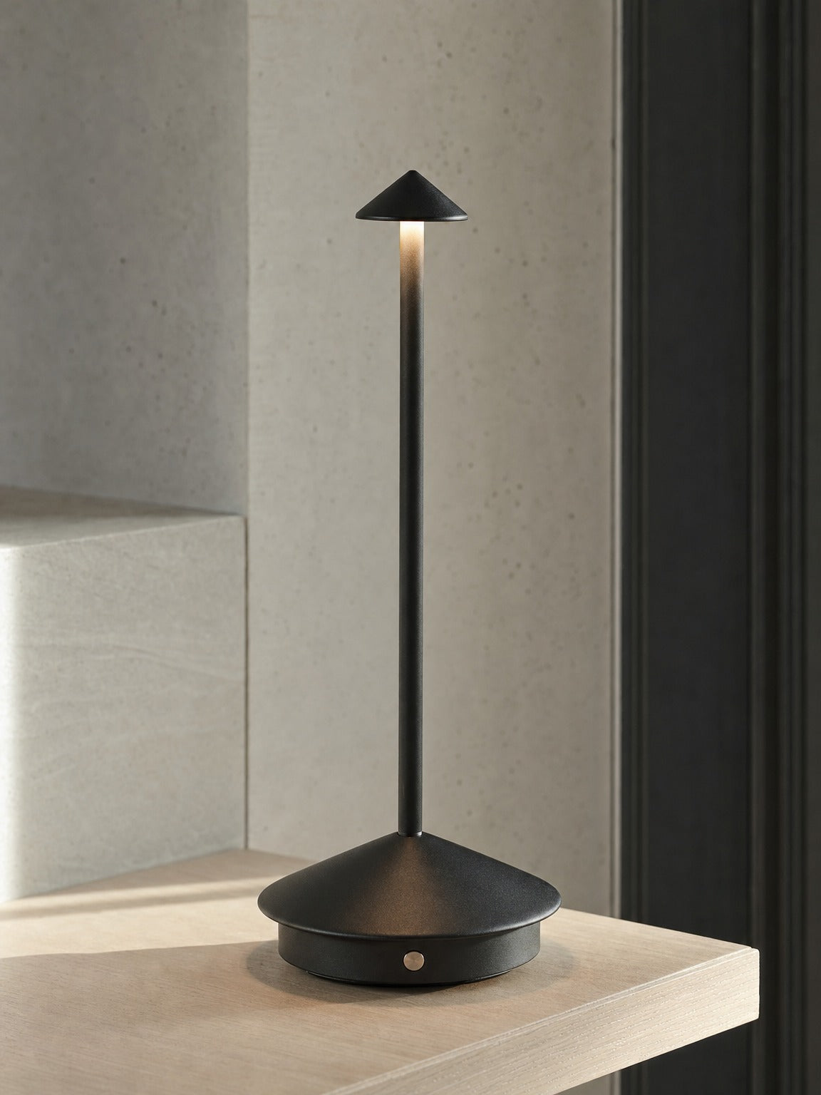 Black Conical Lamp