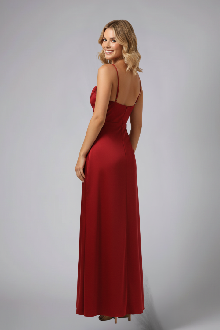 Abito elegante da donna senza maniche per matrimoni autunnali con spacco laterale