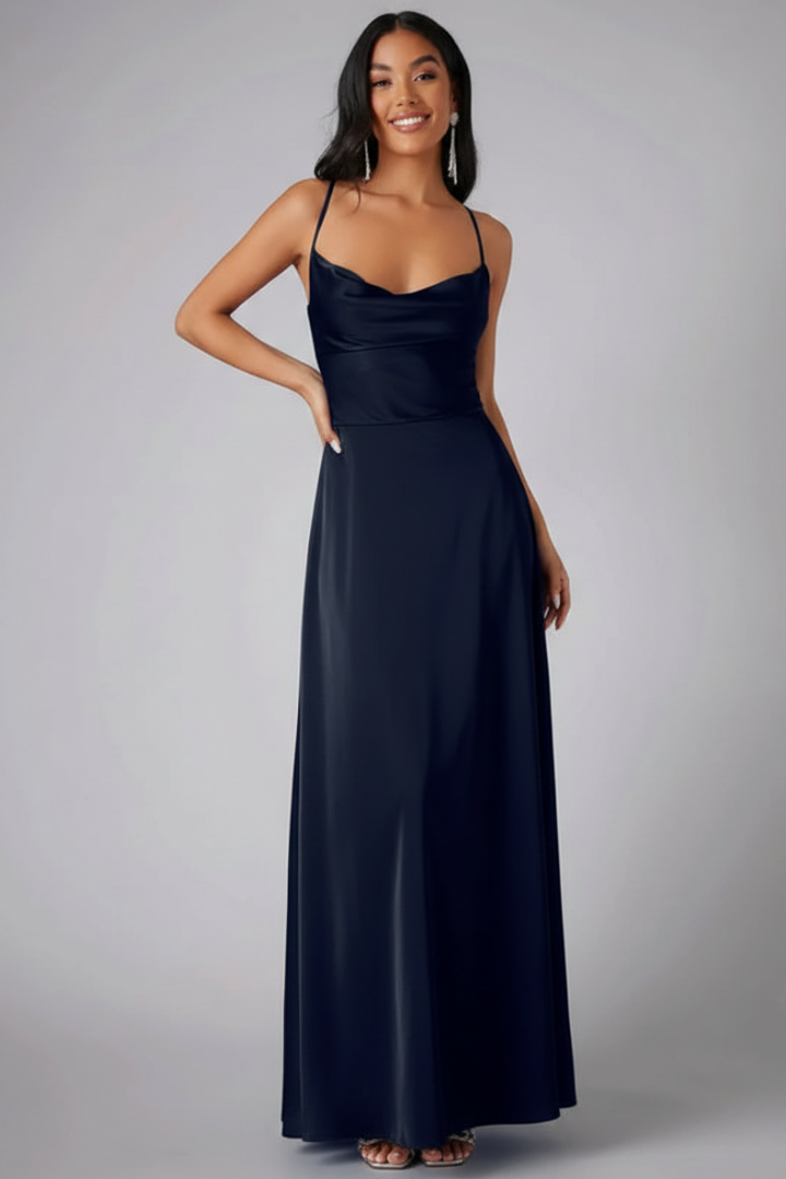 Abito elegante da donna senza maniche per matrimoni autunnali con spacco laterale