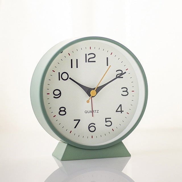 Analog Alarm Clock with Non-Ticking Quartz Movement Backlight and Battery Operation - Image 16
