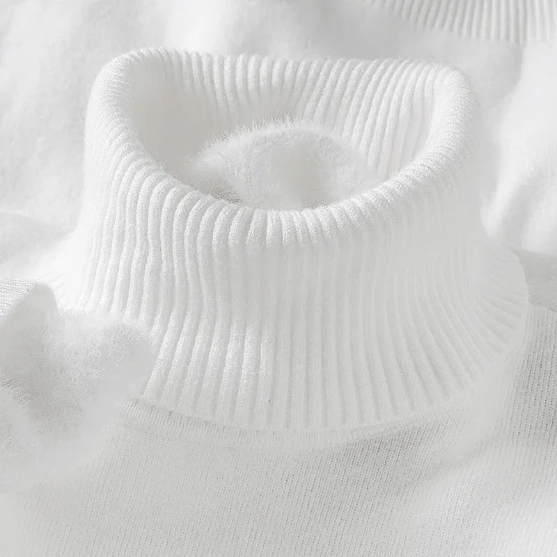 Men's Merino Wool Turtleneck Sweater with Plush Fleece Lining and Ribbed Collar - Image 4