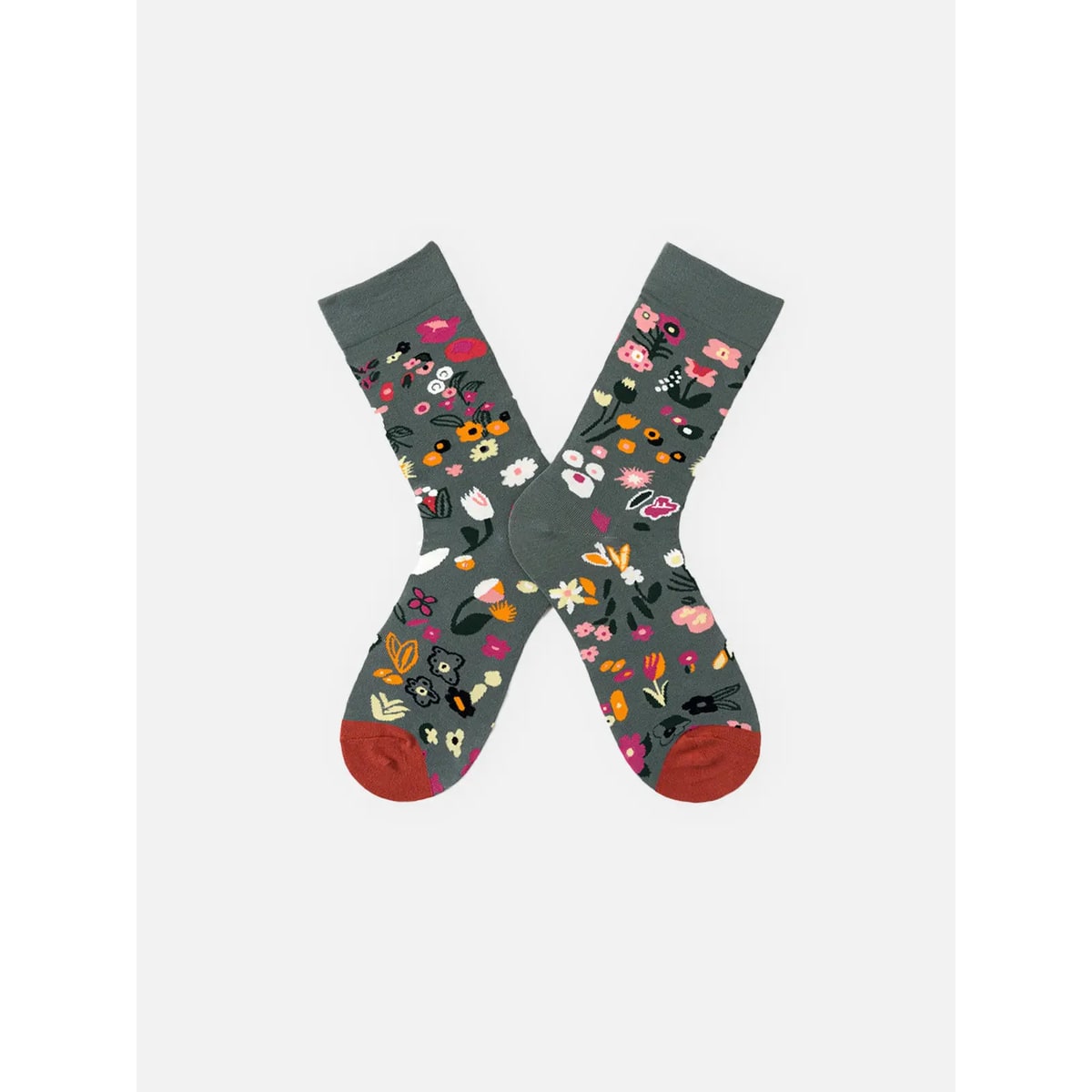 Men's Patterned Crew Socks with Cotton Blend Knit and Contrasting Heel - Image 14