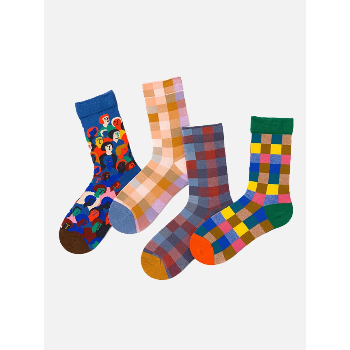 Men's Patterned Crew Socks with Cotton Blend Knit and Contrasting Heel - Image 15