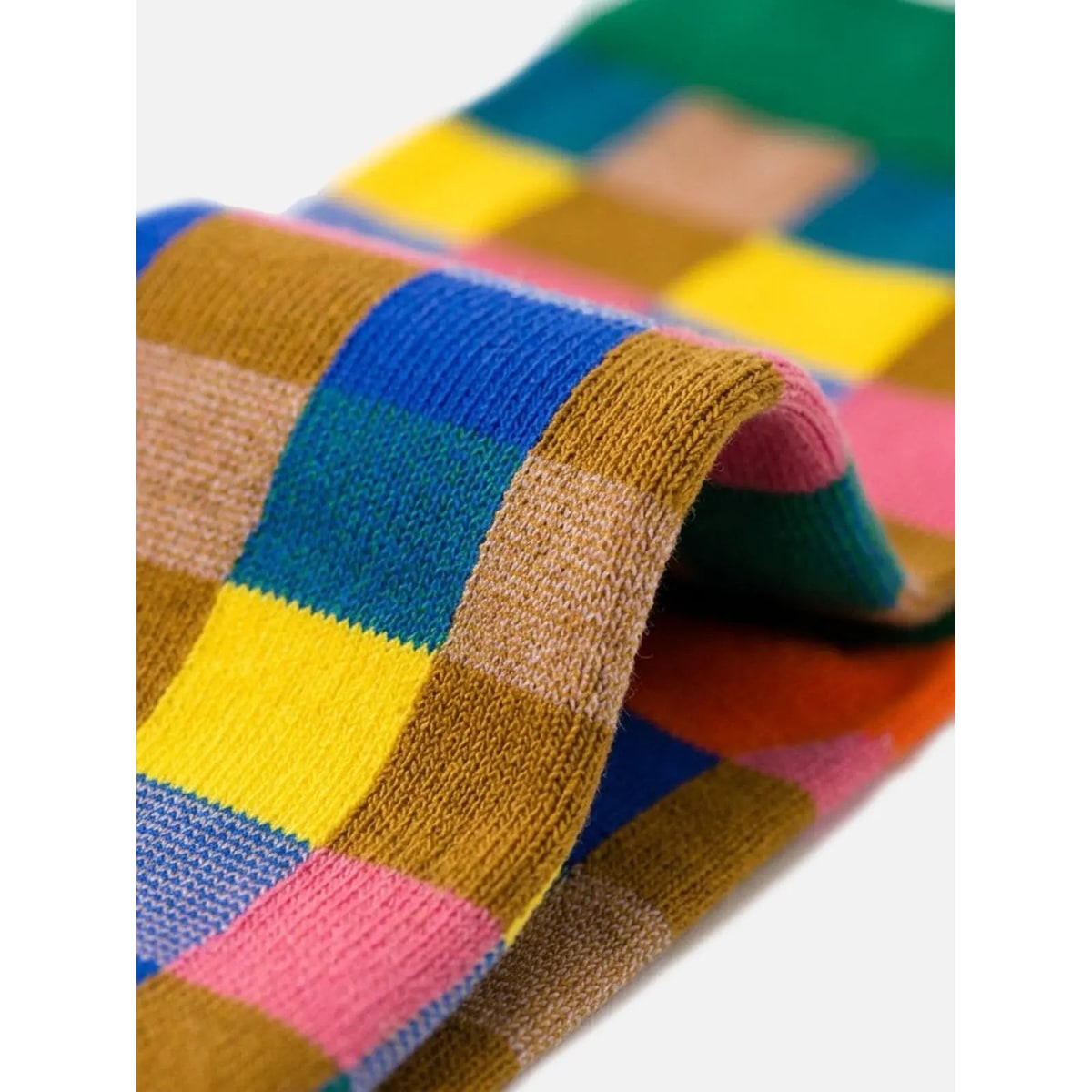Men's Patterned Crew Socks with Cotton Blend Knit and Contrasting Heel - Image 3