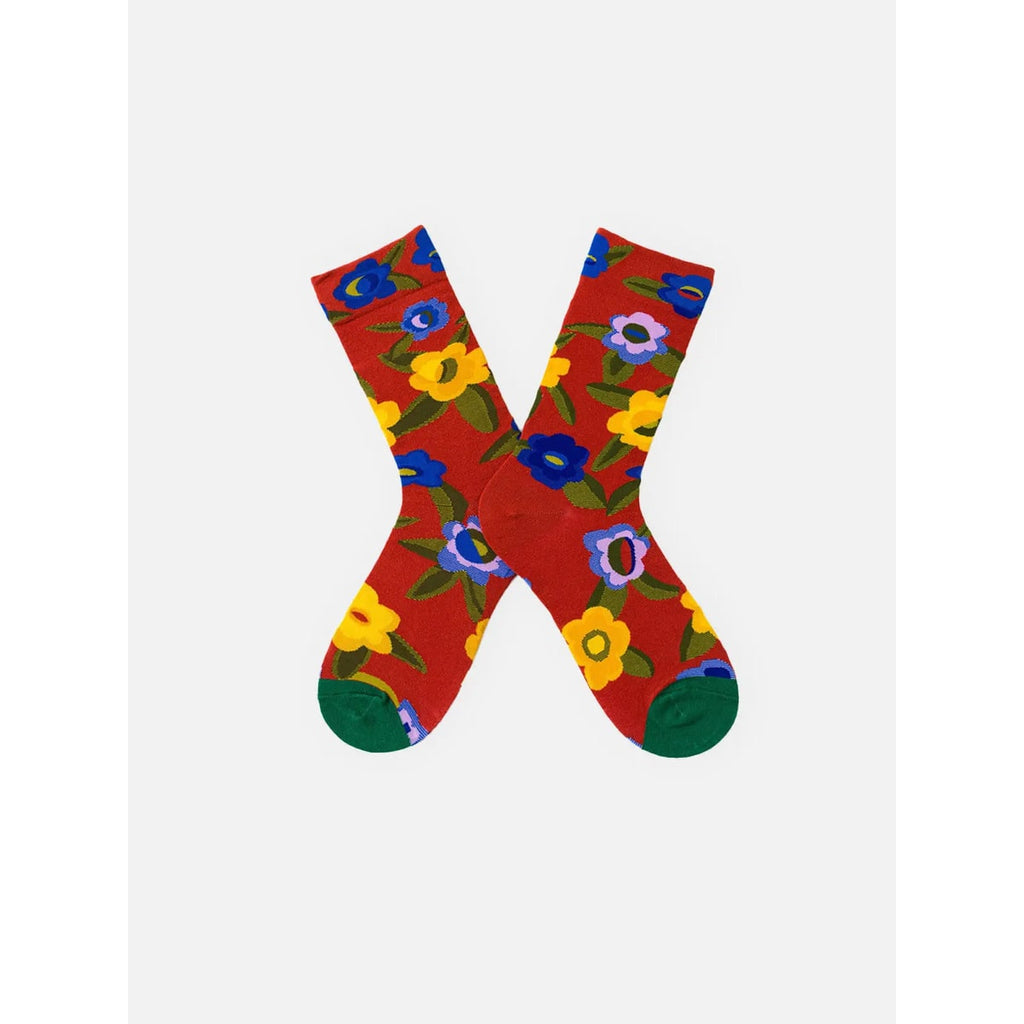 Men's Patterned Crew Socks with Cotton Blend Knit and Contrasting Heel - Image 8