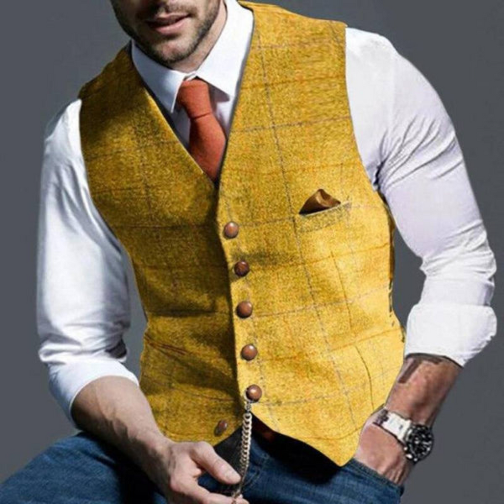 Men's Suit Vest with Plaid Pattern and Notched Lapels - Image 2