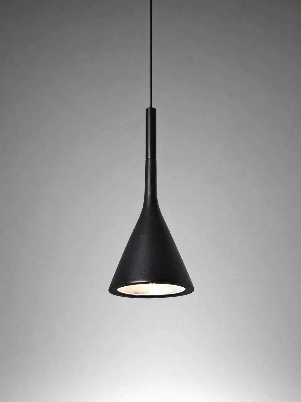 Lampada a sospensione a cono