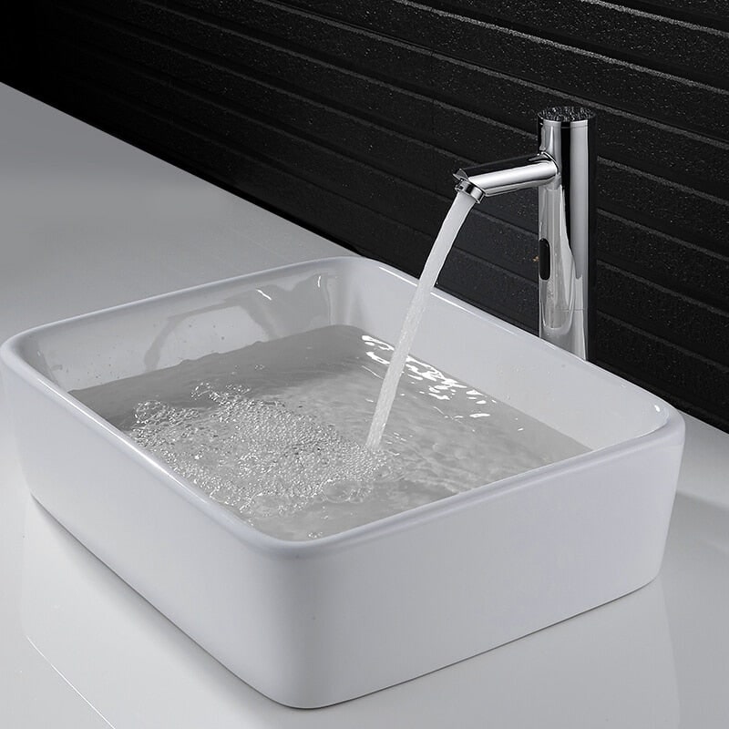 Touchless Bathroom Faucet with Motion Sensor for Single Hole Sink Installation - Image 3