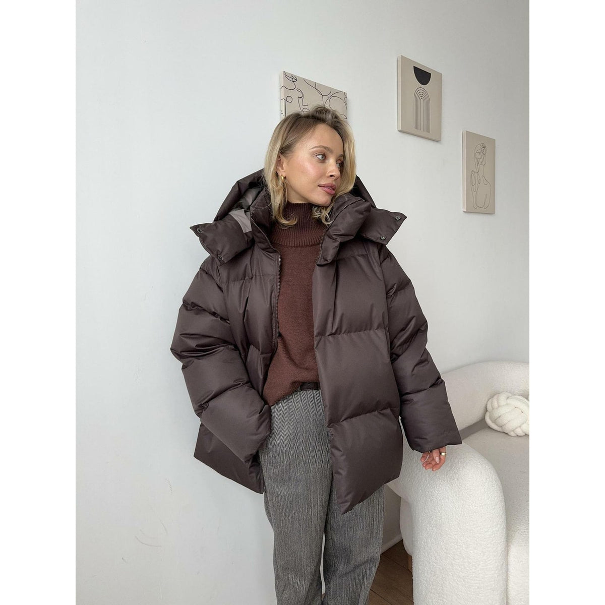 Women's Oversized Hooded Puffer Winter Jacket with Quilted Design - Image 4