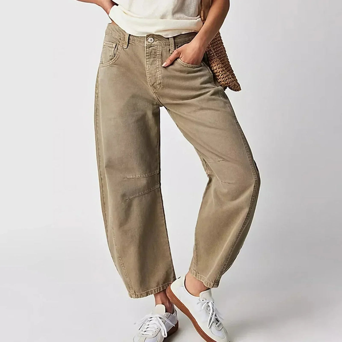 Women's Wide Leg Barrel Jeans | Five-Pocket Button Zip - Image 2